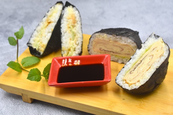 Onigirazu, japońskie kanapki ryżowe
